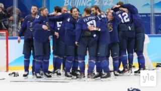 Suomi juhlii historiallista jääkiekon olympiakultaa: 20.02.2022 10.21